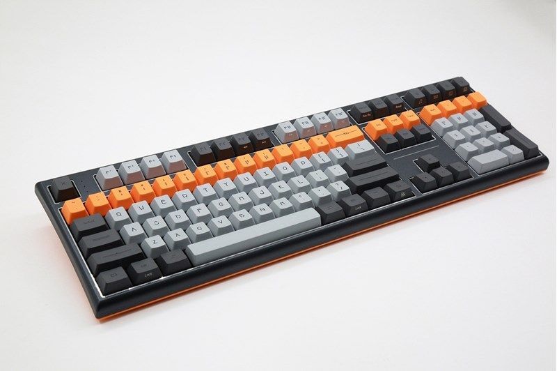 Varmilo VBM109 Bot: Lie USB EC V2 Daisy Gaming Keyboard Gray/Orange HU