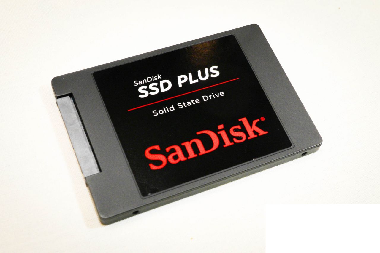 Sandisk 240GB 2,5" SATA3 SSD Plus SDSSDA-240G-G26