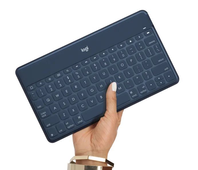 Logitech Keys-to-go Ultra-light Ultra-Portable Bluetooth Keyboard for iPhone iPad Apple TV and Mac ClassicBlue UK