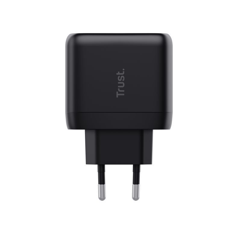 Trust Maxo Compact 65W USB-C Charger with included 2m USB-C cable Black