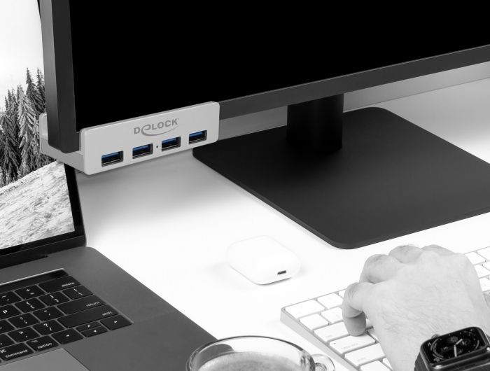 DeLock External USB 3.0 4 Port Hub with Locking Screw