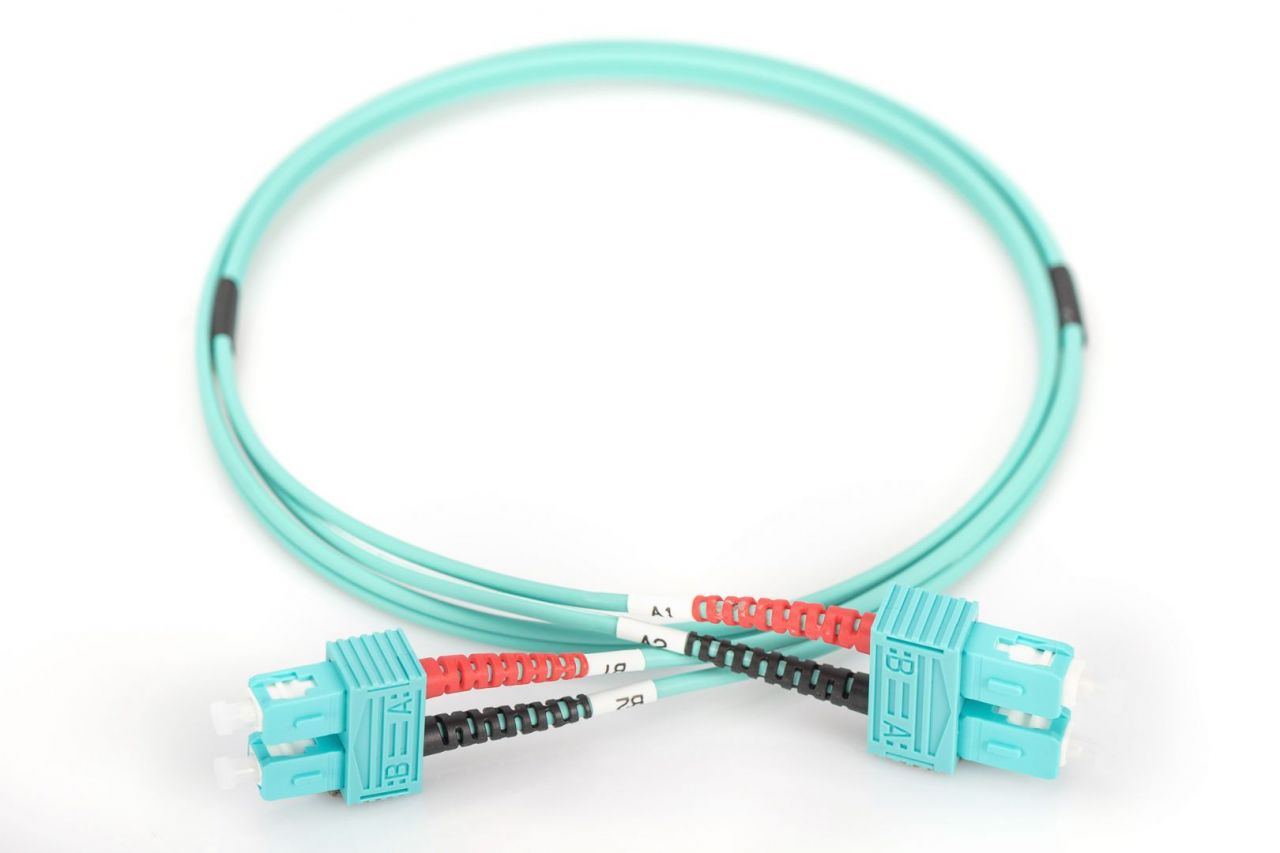 Digitus DK-2522-10/3 száloptikás kábel 10 M I-VH OM3 Blue