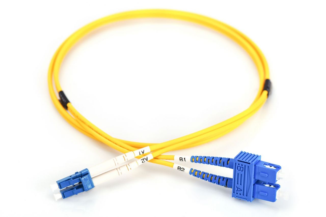 Digitus DK-2932-05 száloptikás kábel 5 M LC SC I-VH OS2 Yellow