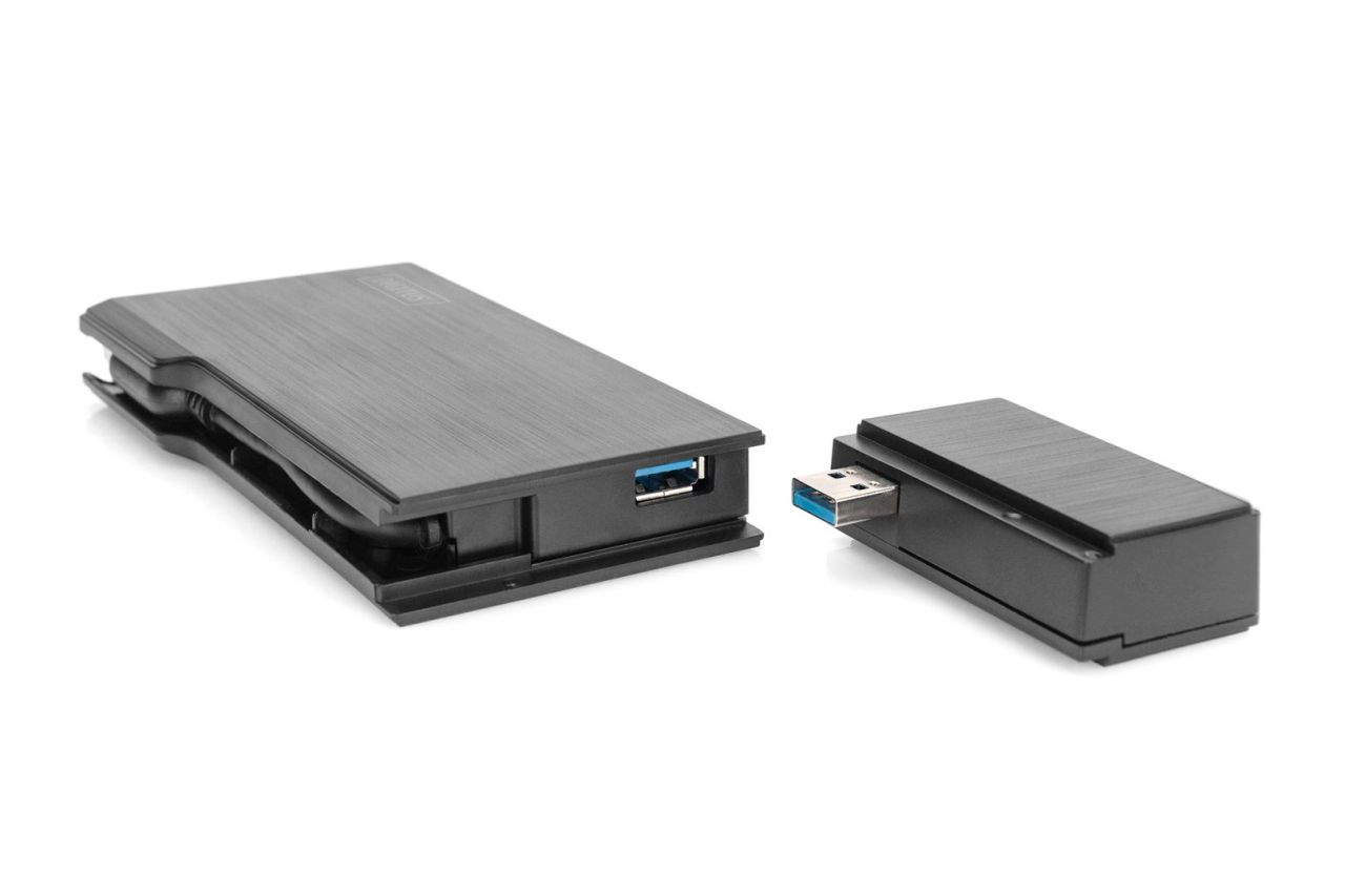Digitus DA-70894 Universal Docking Station USB3.0 7-Port Travel 2x Video 2x USB3.0 RJ45 2x Card Reader Black