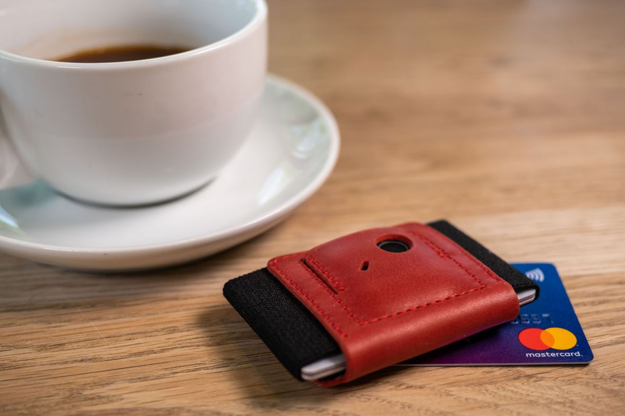 FIXED Bőr pénztárca Smile Tiny Wallet with smart tracker Smile PRO Piros