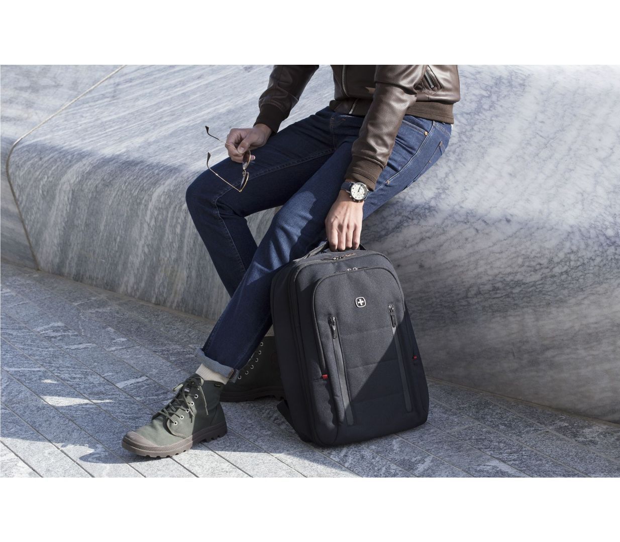 Wenger Carry-On 16'' Backpack with Tablet Pocket Black