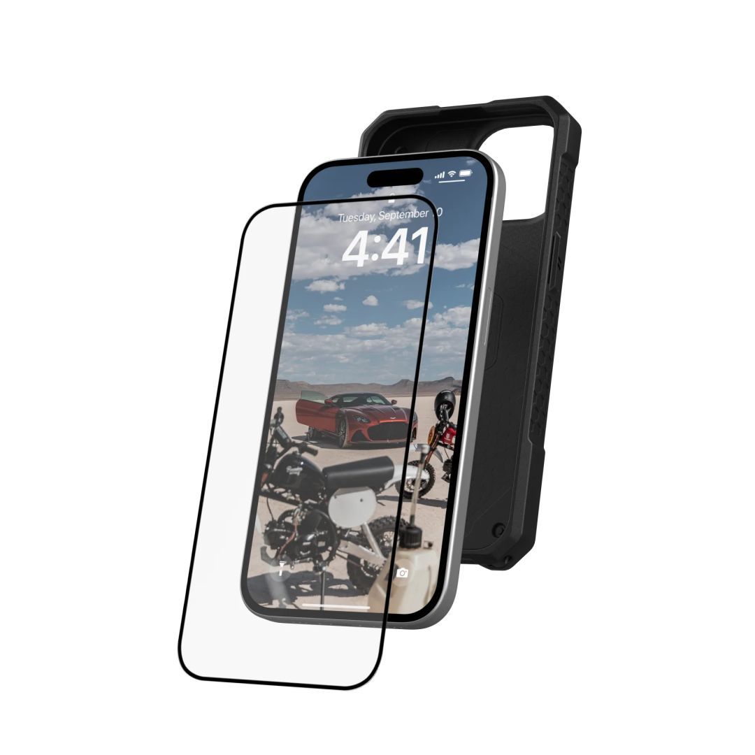 UAG Glass Shield Plus iPhone 15 Clear