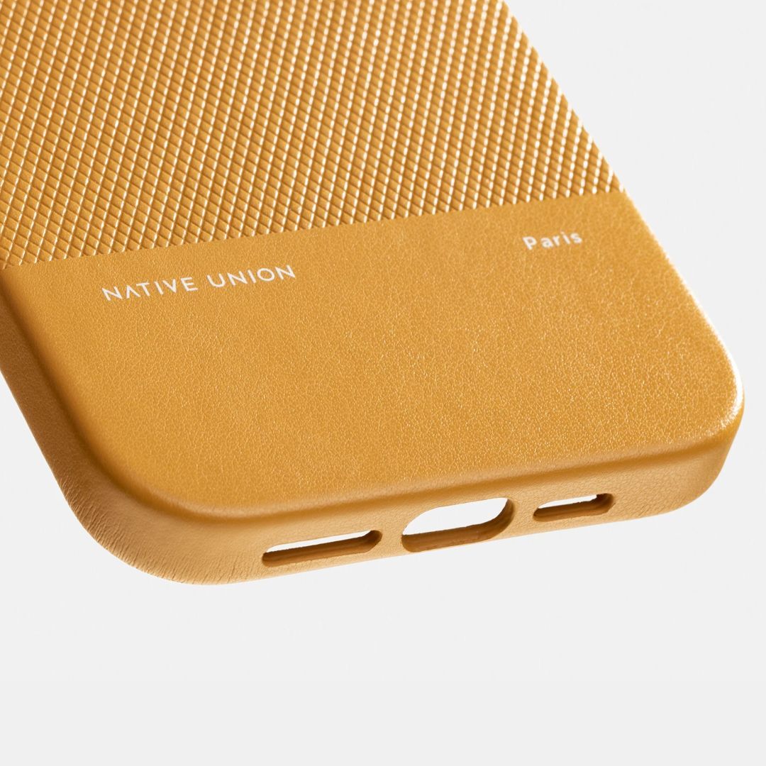 Native Union iPhone 15 Pro (Re)Classic case Kraft