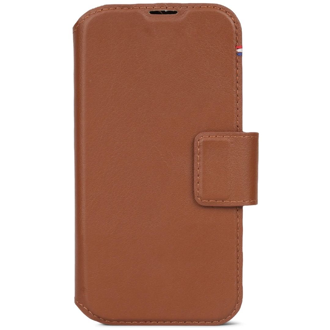 Decoded iPhone 15 Case Leather Detachable Wallet Tan