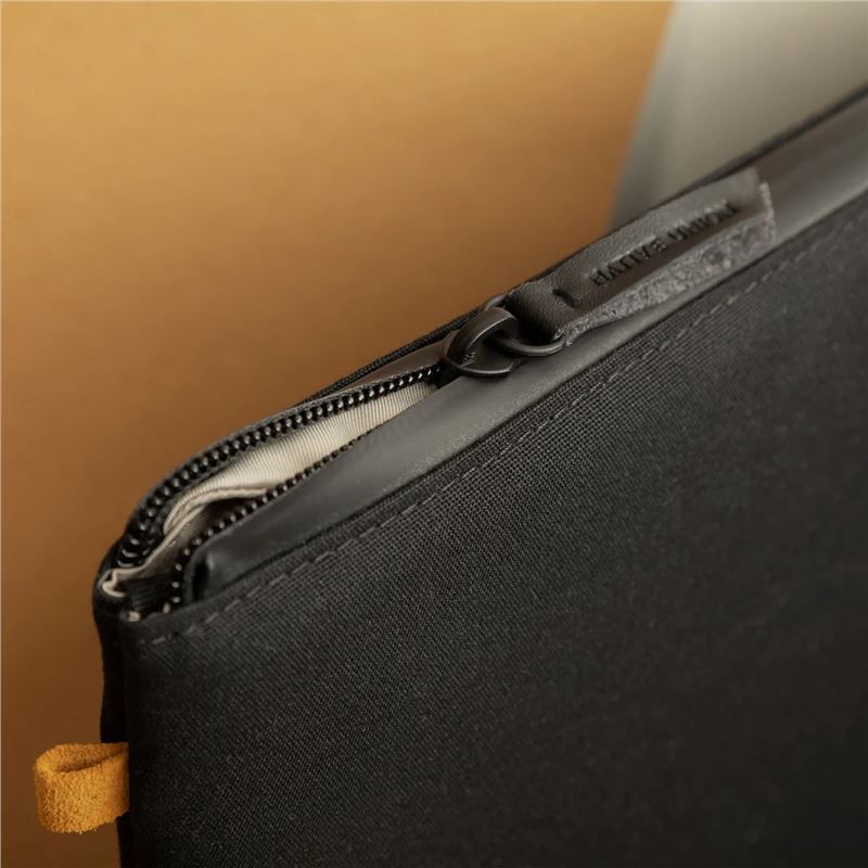 Native Union Stow Lite Sleeve, black - Macbook 13"