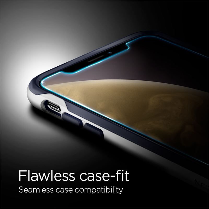 Spigen Glas.tR EZ Fit - iPhone XR