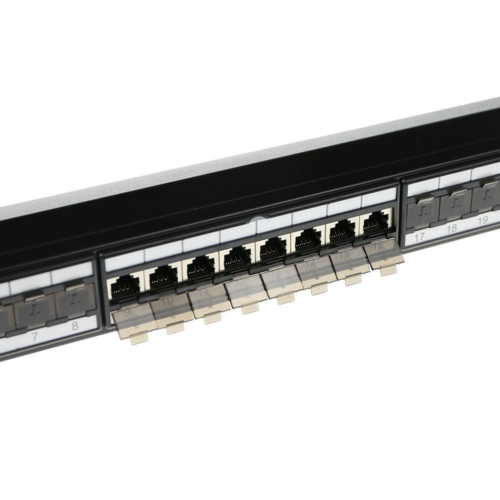 ACT 24-port Patchpanel 1U Black