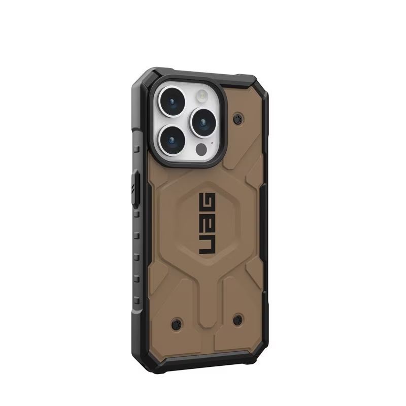 UAG iPhone 15 Pro Pathfinder MagSafe Dark Earth