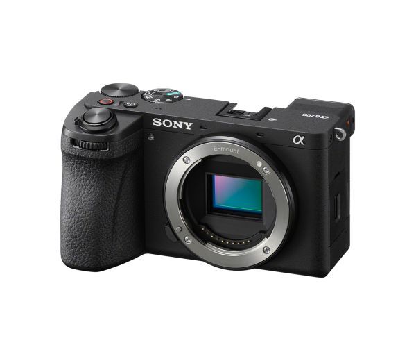 Sony Alpha 6700 Black + 18-135mm Kit