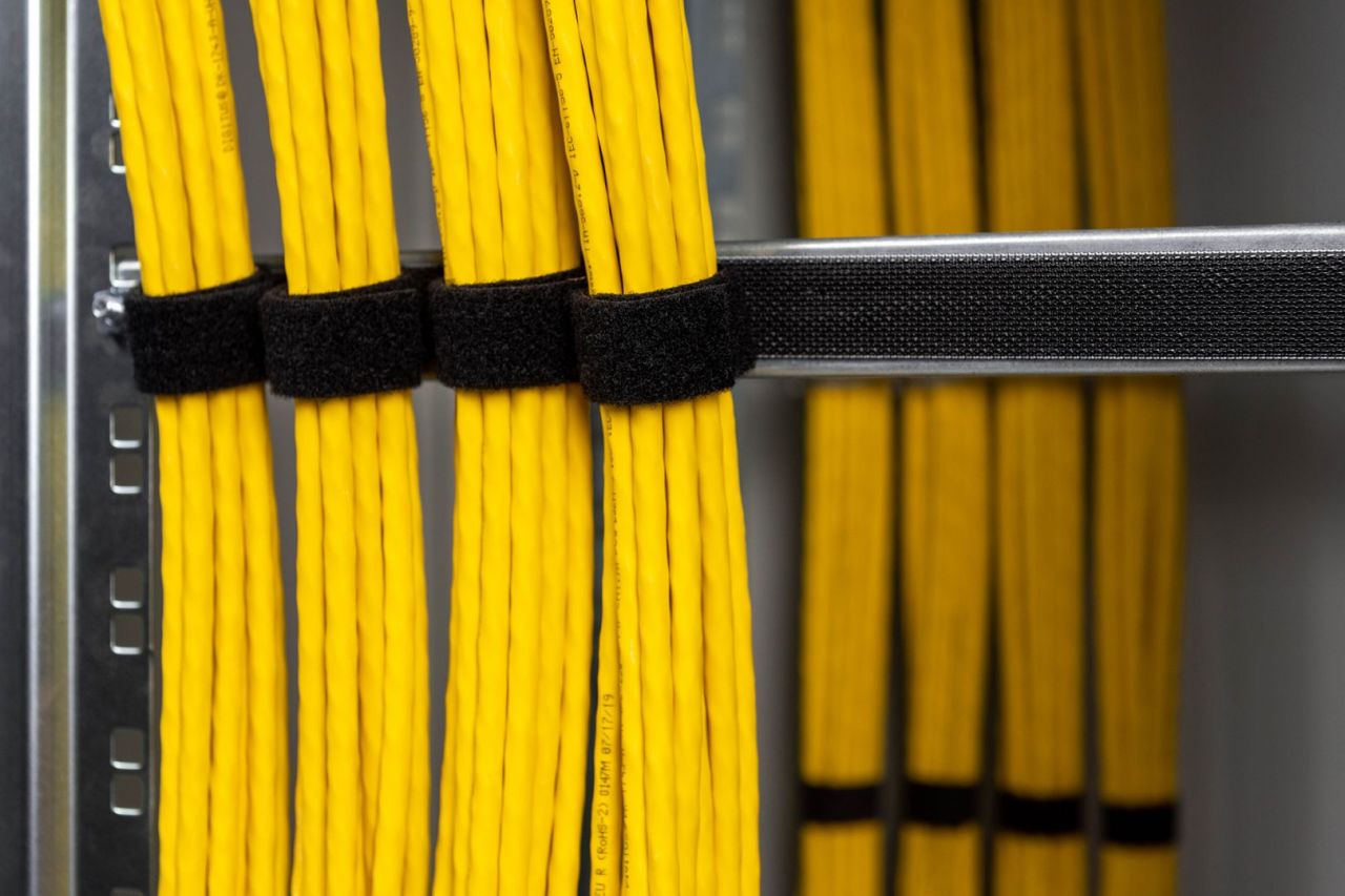 Digitus CAT7A S-FTP Installation cable 1000m Yellow