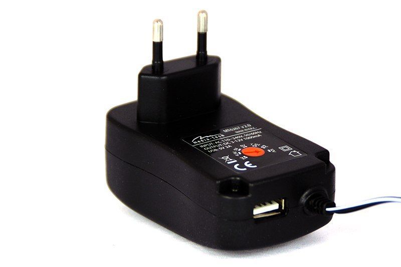 Media-Tech MT6267 Tablet Universal Power Adapter Black