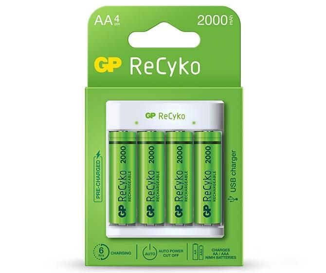 GP ReCyko Eco E411 akkutöltő + 4×AA GP ReCyko 2000