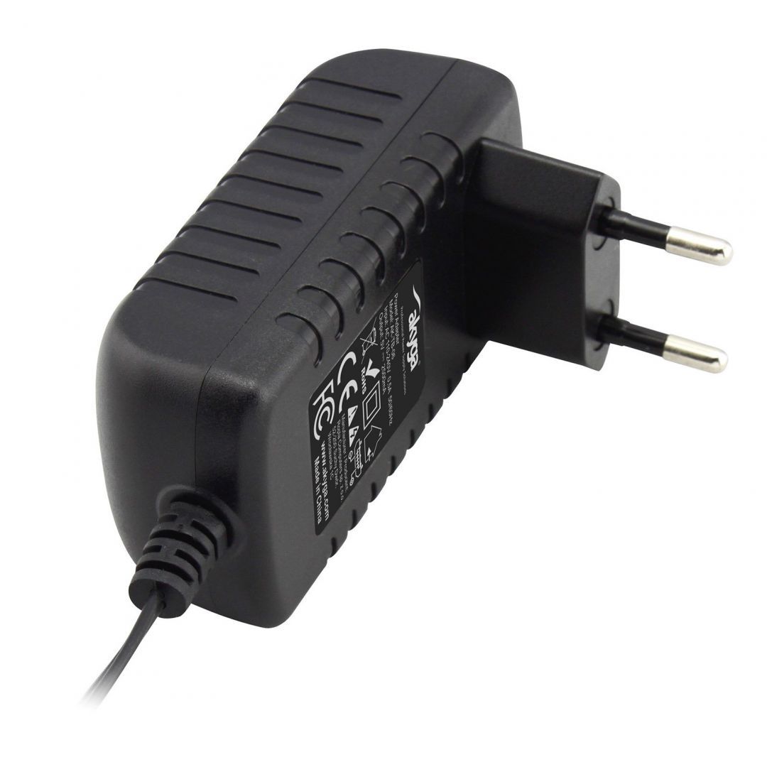 Akyga AK-TB-06 Adapter 5V/2,5A 12,5W Black