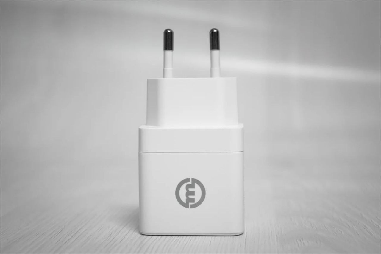 Mobile Origin 35W GaN III Super Charger Dual USB-C White