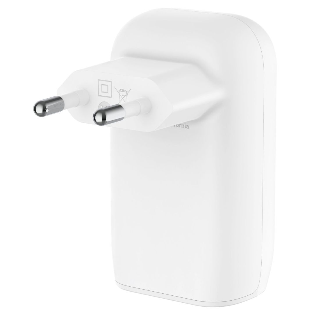 Belkin Boost Charge 67W with 3xUSB-C Ports White