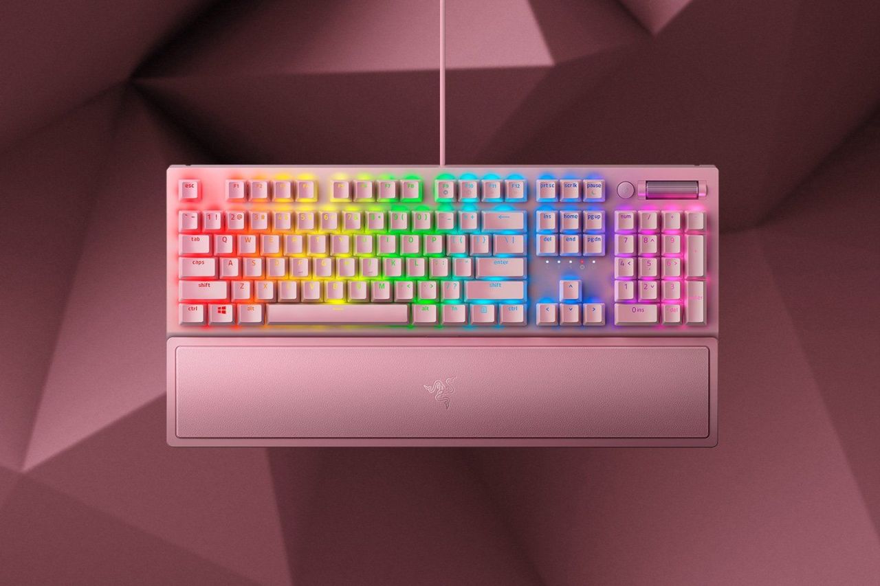 Razer BlackWidow V3 Green Switch keyboard Pink US