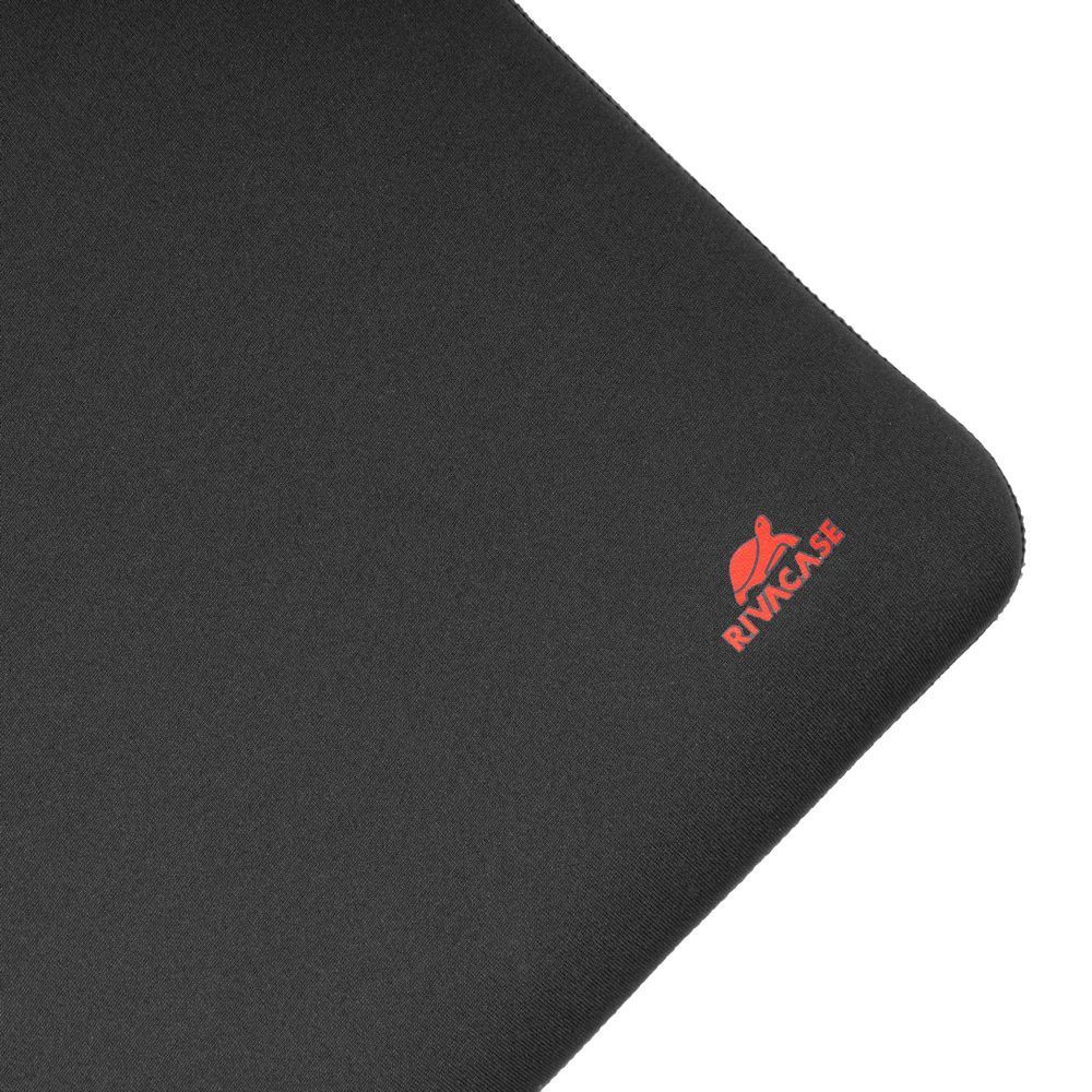 RivaCase 5226 Laptop sleeve 15,6" Black