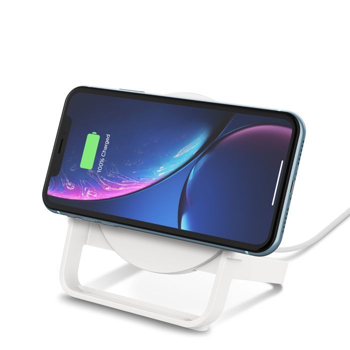 Belkin Boost Charge 10W Wireless Charging Stand 10W (AC Adapter Not Included) White Belkin Boost Charge 10W Wireless Charging Stand 10W (AC Adapter Not Included) White