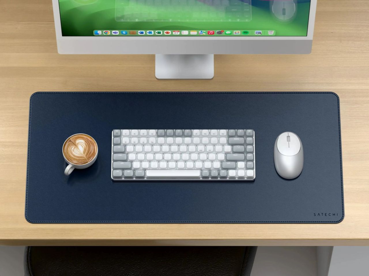 Satechi Vegan-Leather Premium Desk Mat Egérpad Blue