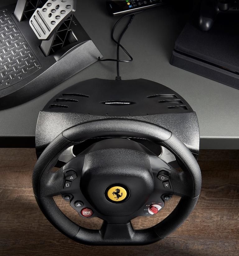 Thrustmaster T80 Ferrari 488 GTB Edition USB Kormány Black