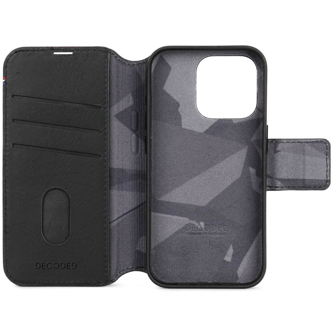 Decoded iPhone 15 Pro Case Leather Detachable Wallet Black