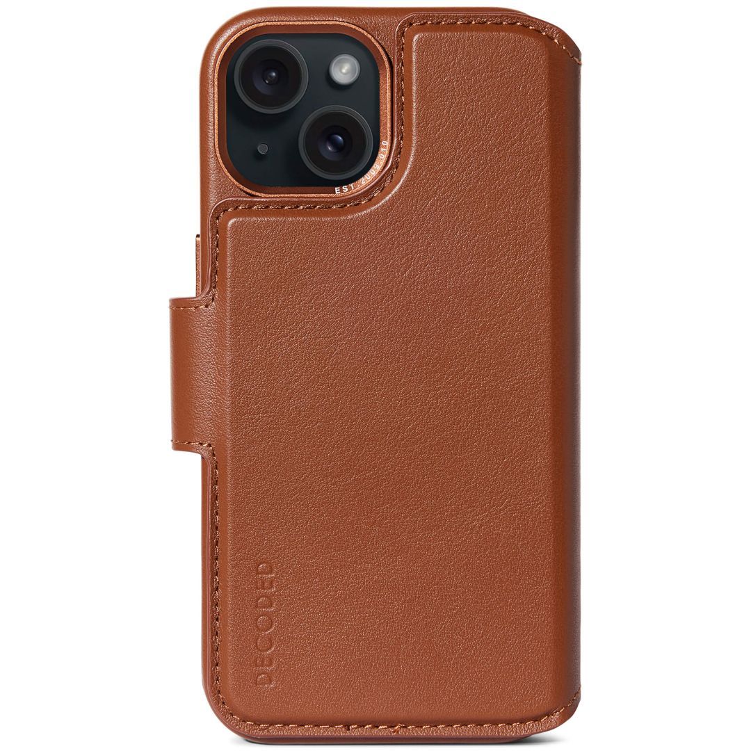 Decoded iPhone 15 Case Leather Detachable Wallet Tan