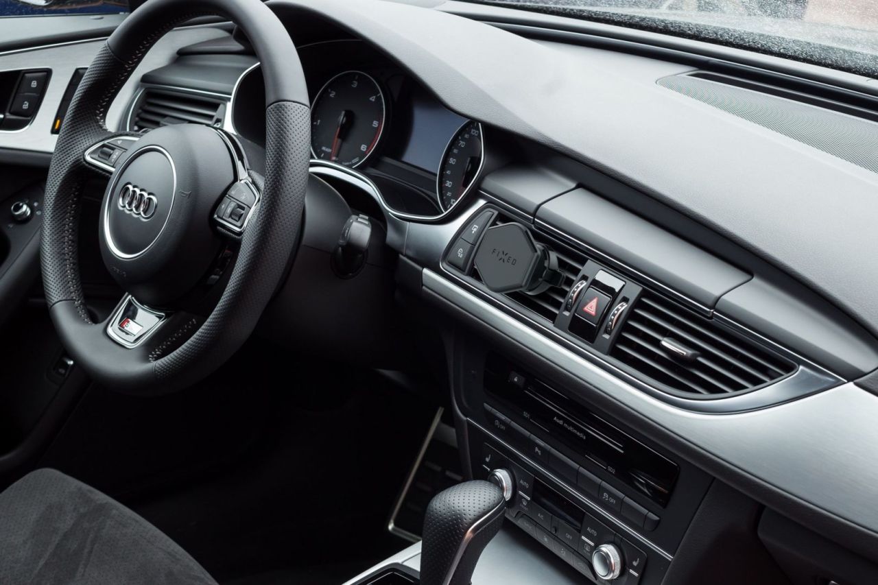 FIXED Mágneses telefon tartó autóba FIXED Mágneses telefon tartó autóba