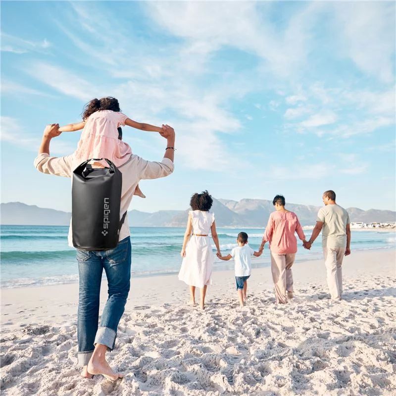 Spigen Aqua Shield WaterProof Bag A631 (30L) Black Spigen Aqua Shield WaterProof Bag A631 (30L) Black