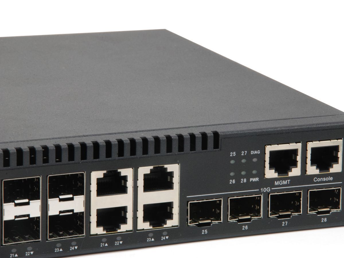 LevelOne GTL-2872 KILBY 28-Port L3 Lite Managed Gigabit Fiber Switch