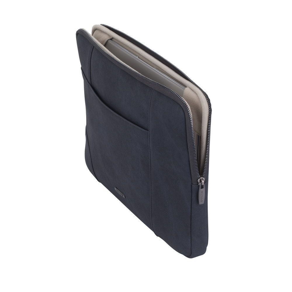 RivaCase 8905 Vagar Laptop Sleeve 15,6" Black