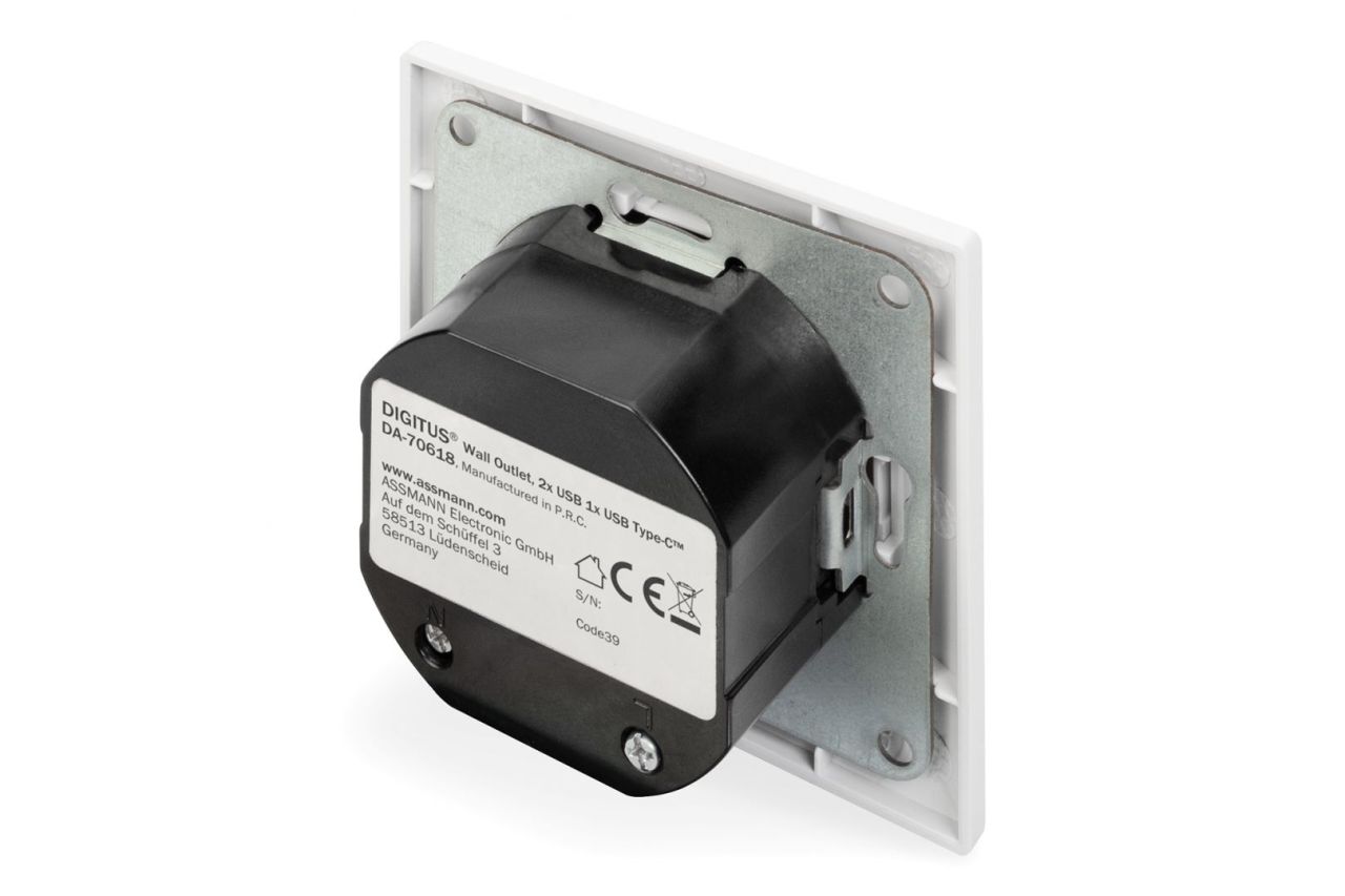 Digitus DA-70618 csatlakozóaljzat 2 x USB A + 1 x USB C White