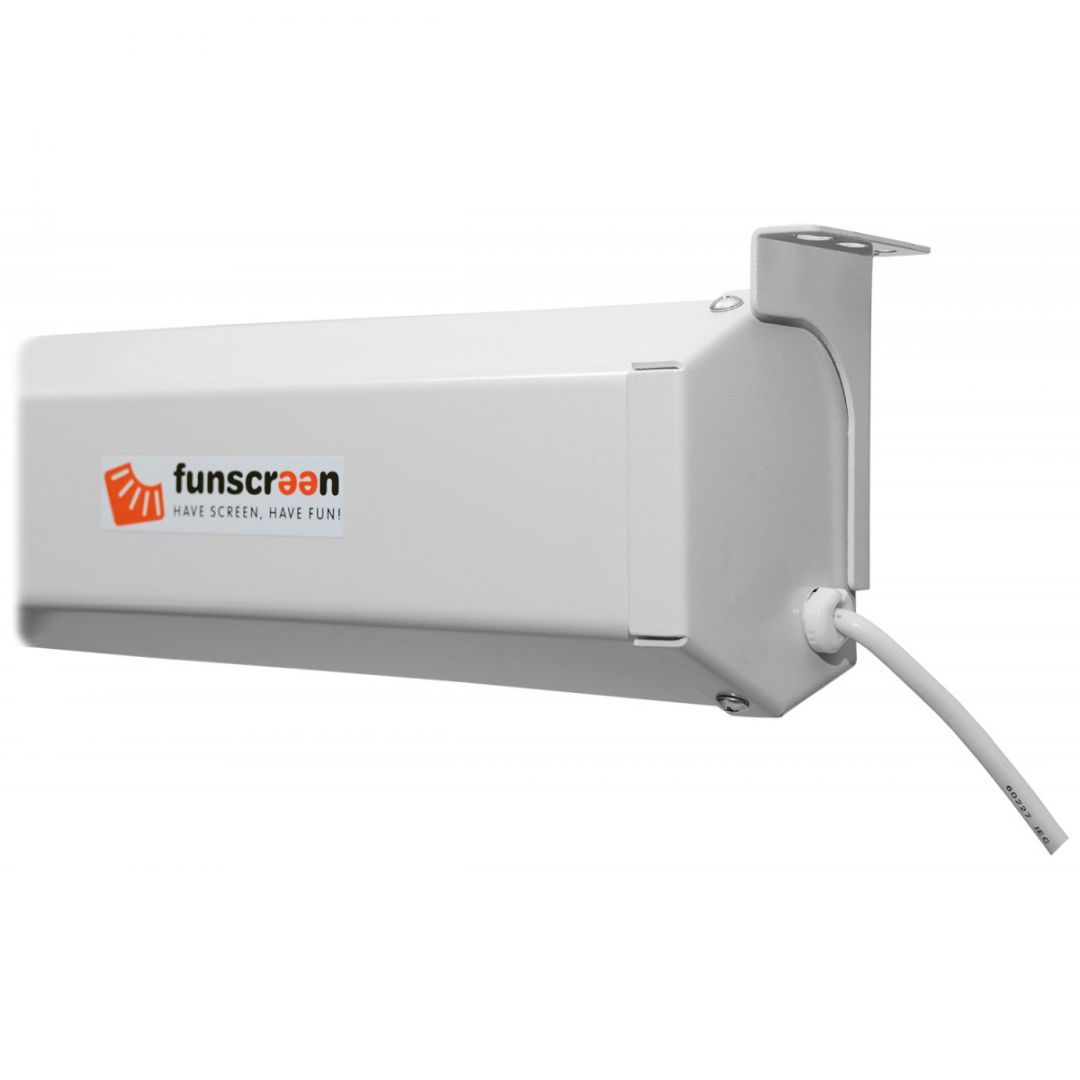 Funscreen Matt White Tensioned Motor 282x208 cm Format 16:10