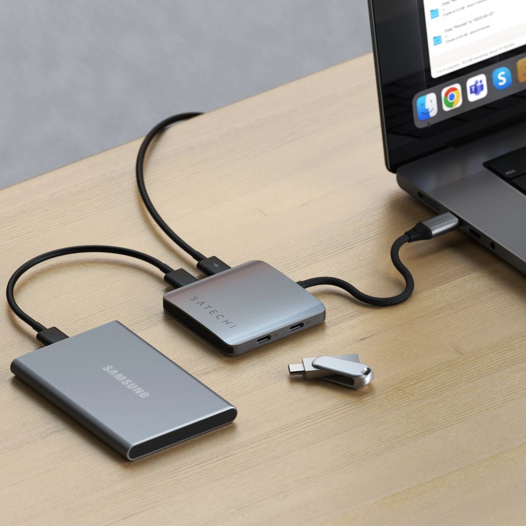 Satechi 4-Port USB-C Hub with Power Delivery Space Gray