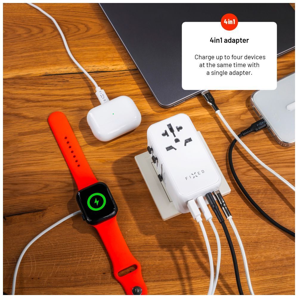 FIXED Voyager utazó adapter 3xUSB-C/1xUSB GaN 120W, fehér FIXED Voyager utazó adapter 3xUSB-C/1xUSB GaN 120W, fehér
