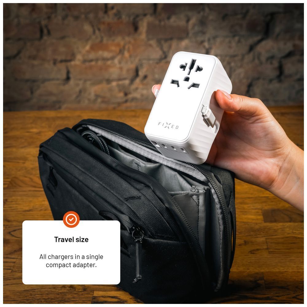 FIXED Voyager utazó adapter 4xUSB-C/1xUSB GaN 85W, fehér FIXED Voyager utazó adapter 4xUSB-C/1xUSB GaN 85W, fehér