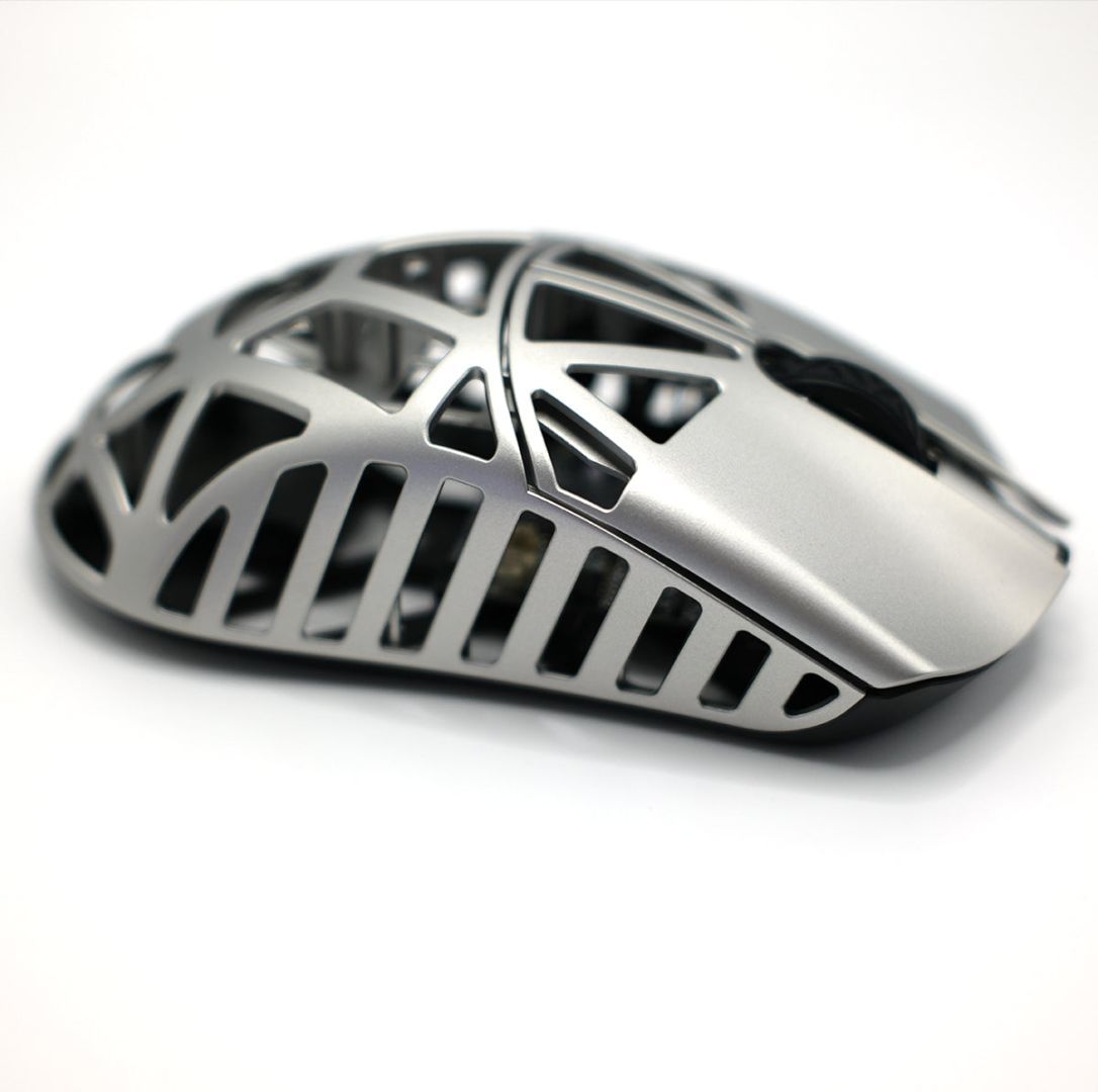 WLMouse Beast X Max Wireless Mouse Metalic Silver WLMouse Beast X Max Wireless Mouse Metalic Silver