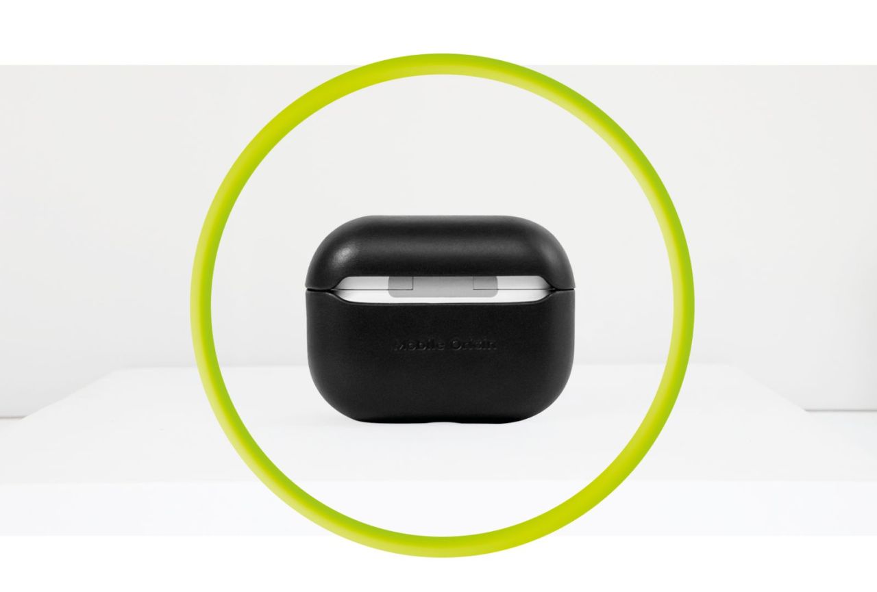 Mobile Origin AirPods Pro 2 Leather Case Black Mobile Origin AirPods Pro 2 Leather Case Black