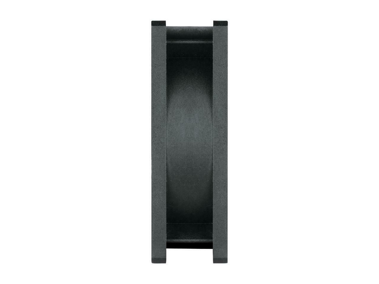 Arctic P8 PWM PST CO (Black/Black) Arctic P8 PWM PST CO (Black/Black)