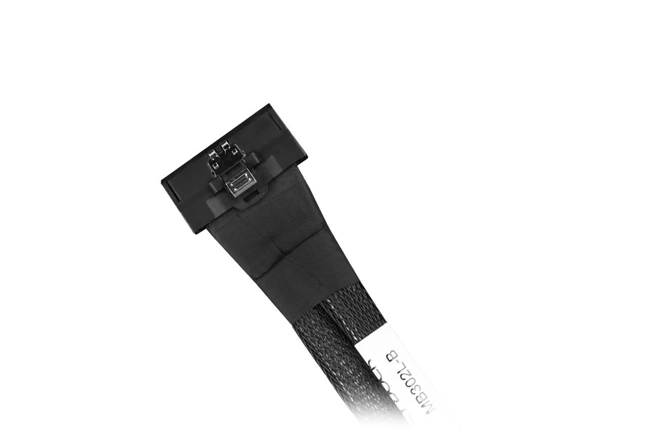 IcyDock MB302L-B MCIO 8i SFF-TA-1016 to 2x Oculink 4i SFF-8611 Cable 0,5m Black IcyDock MB302L-B MCIO 8i SFF-TA-1016 to 2x Oculink 4i SFF-8611 Cable 0,5m Black