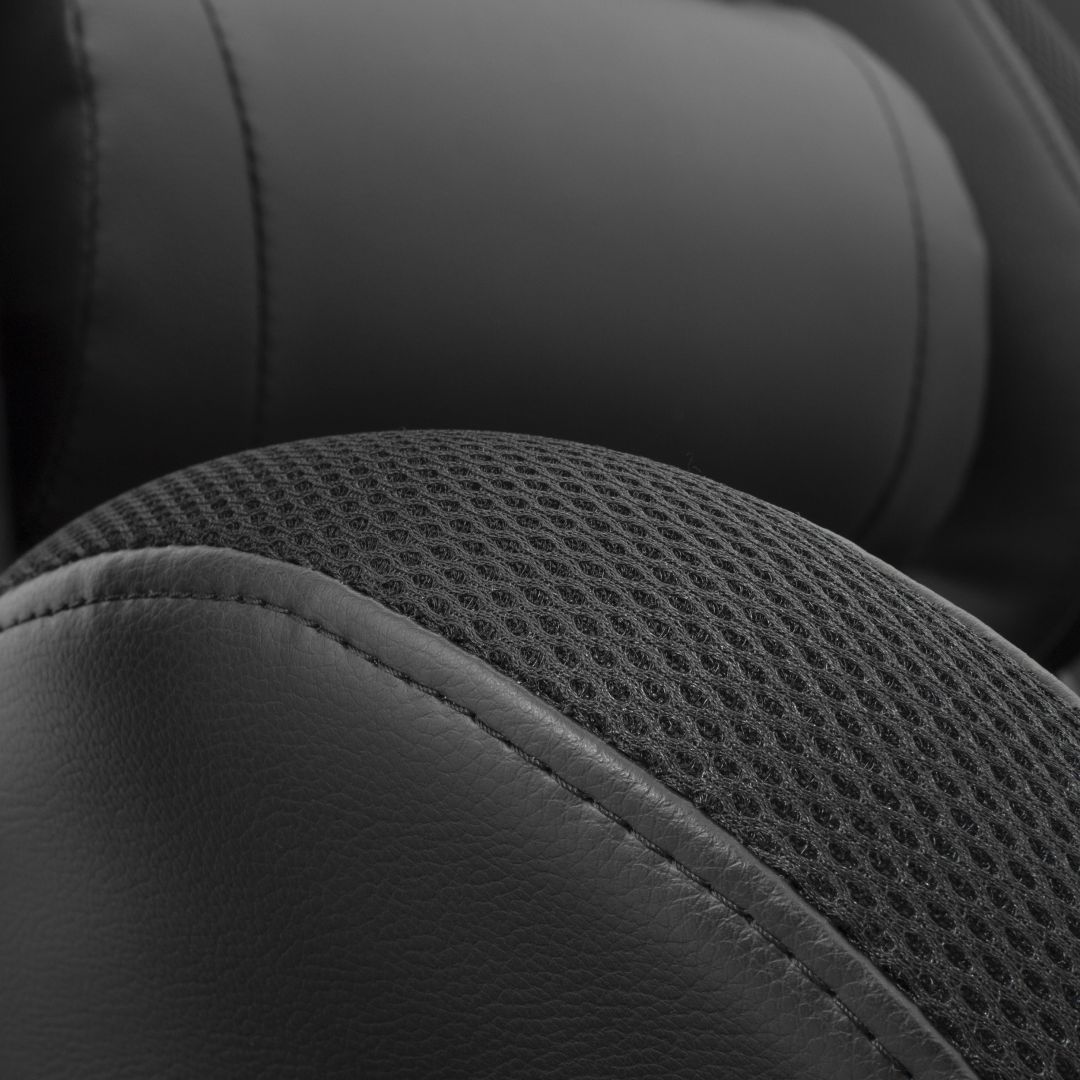 White Shark Thunderbolt RGB Gaming Chair Black White Shark Thunderbolt RGB Gaming Chair Black