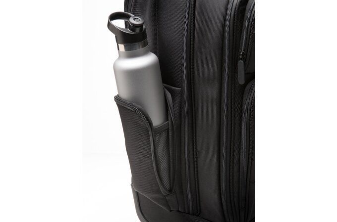 Kensington Contour 2.0 17" Pro Overnight Laptop Spinner Black Kensington Contour 2.0 17" Pro Overnight Laptop Spinner Black