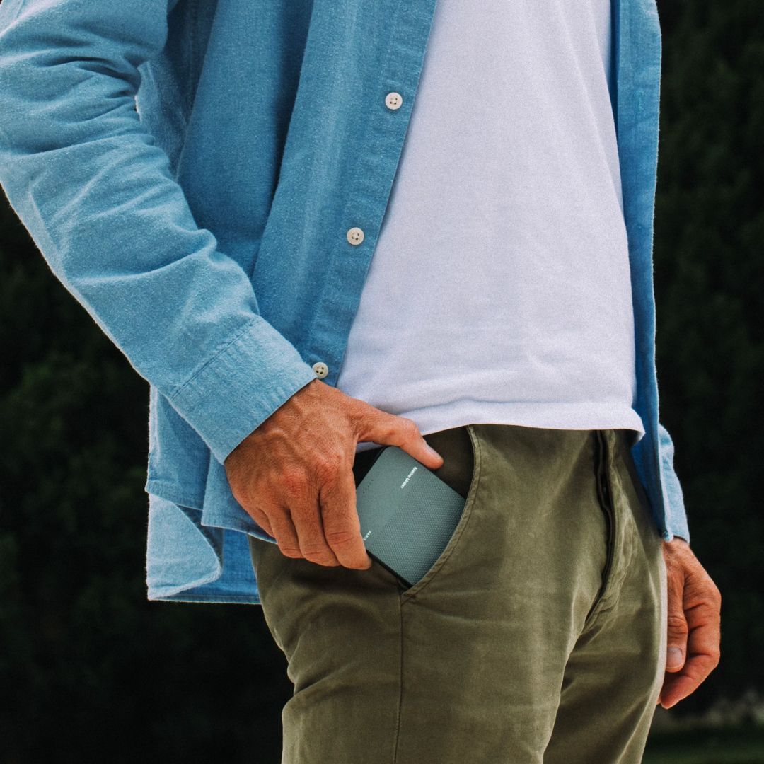 Native Union (Re)Classic Magnetic 5000mAh Power Bank Navy