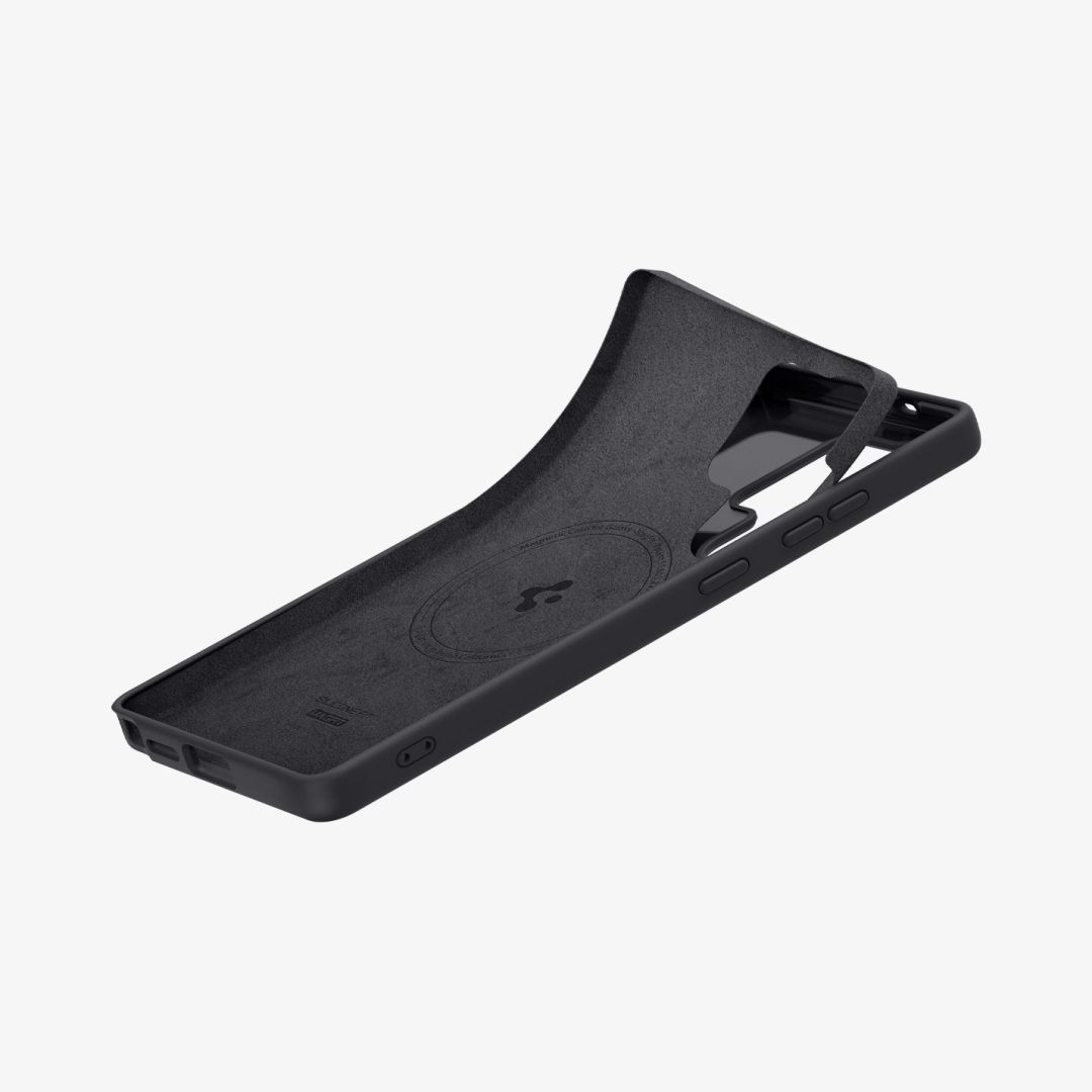 Spigen Silicone Fit MagSafe Samsung Galaxy S25 Ultra Black Spigen Silicone Fit MagSafe Samsung Galaxy S25 Ultra Black
