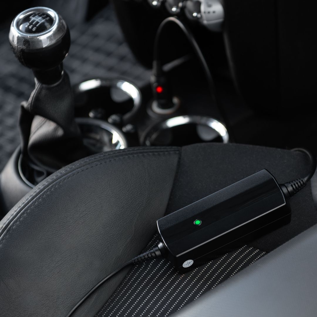 Akyga AK-ND-78 19V / 2,37A 45W 4x1,35mm Asus autós notebook töltő Akyga AK-ND-78 19V / 2,37A 45W 4x1,35mm Asus autós notebook töltő