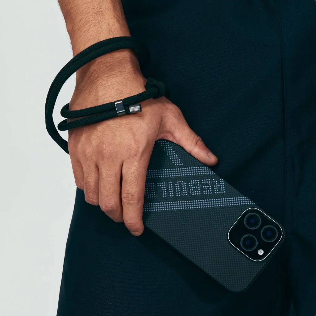 Pitaka Tactile Woven Case iPhone 16 Pro Re-TROS Rebuilding Pitaka Tactile Woven Case iPhone 16 Pro Re-TROS Rebuilding